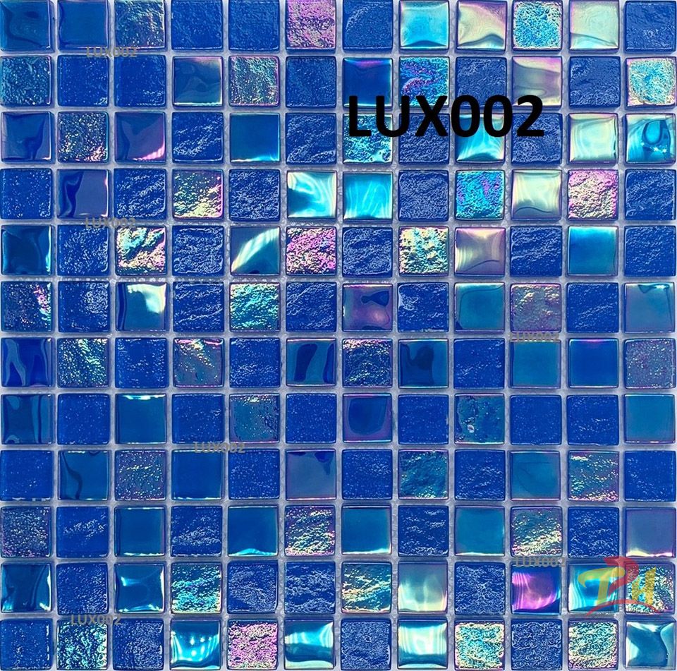gach mosaic thuy tinh lux002