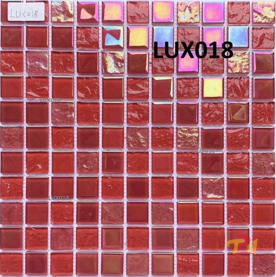 gach mosaic thuy tinh lux018