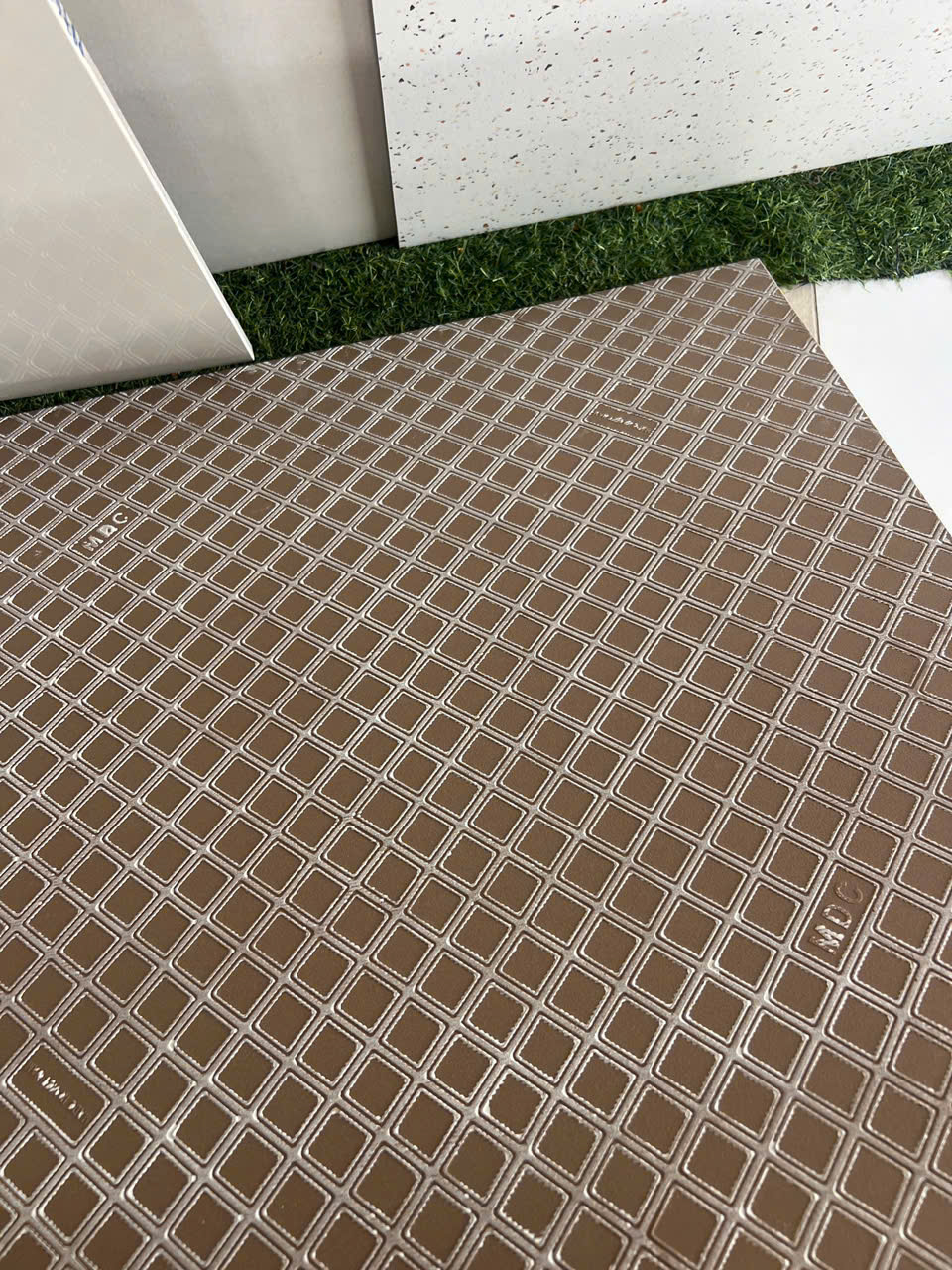 GACH 60X60 CA26 GM